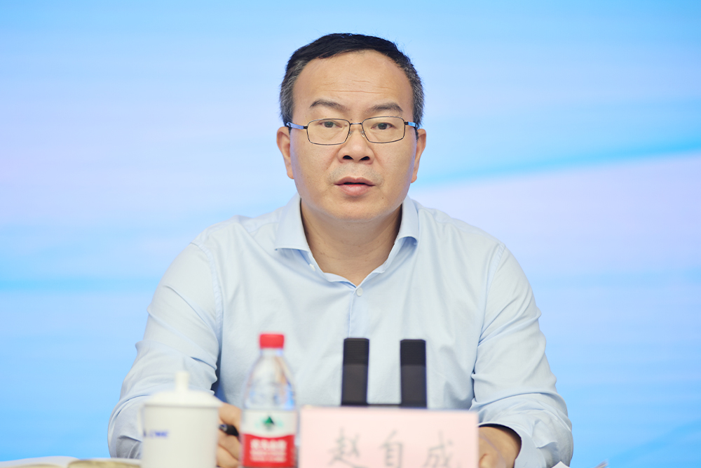 赛马比拼2.jpg 赛马比拼2.jpg